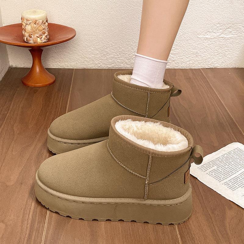 Snow boots women's thick-soled velvet thickened short boots in the winter of 2025 new fashion warm and cold-resistant Northeast cotton shoes