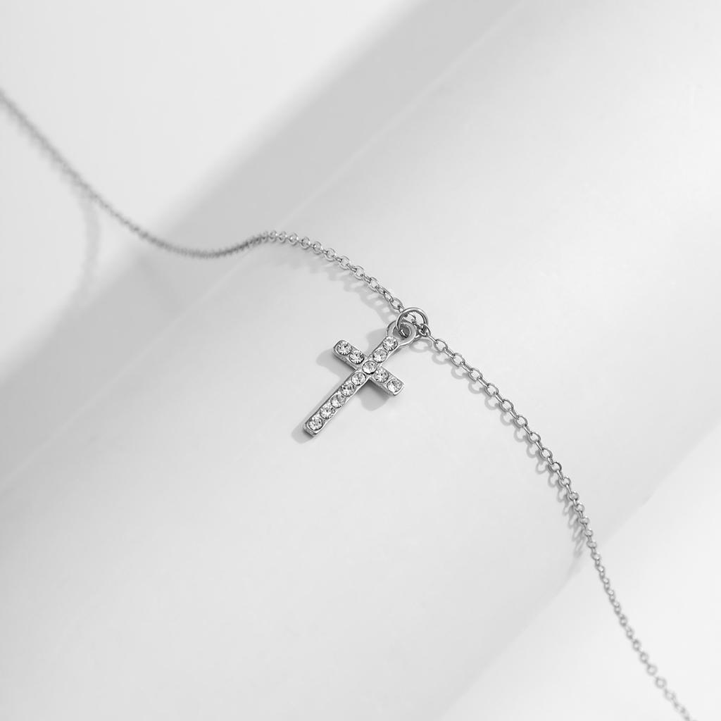 European and American jewelry, versatile metal thin chain geometric necklace, simple micro-set rhinestone cross necklace for women