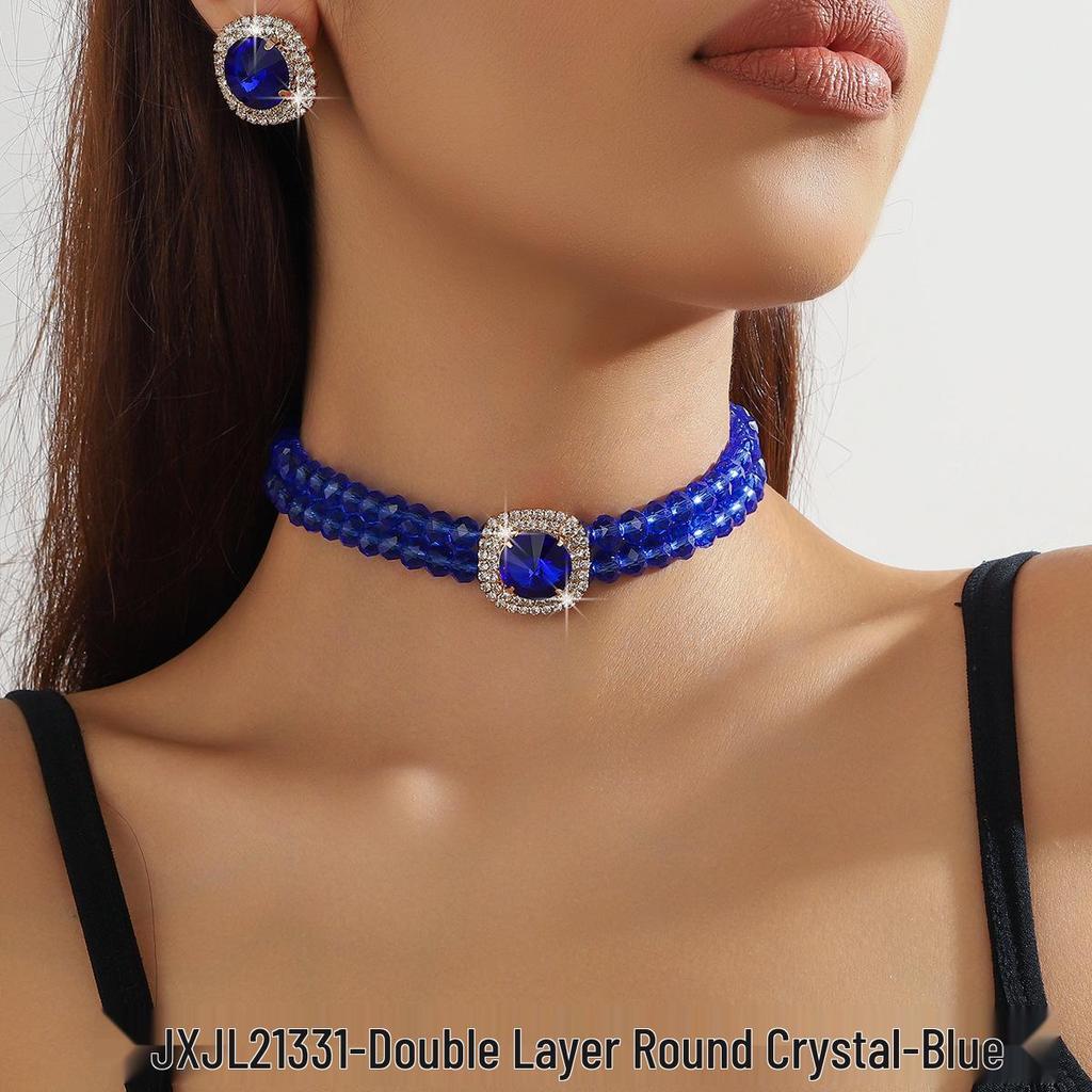 Luxuriöse doppellagige geometrische Kristallkette und rechteckiges Ohrstecker-Set