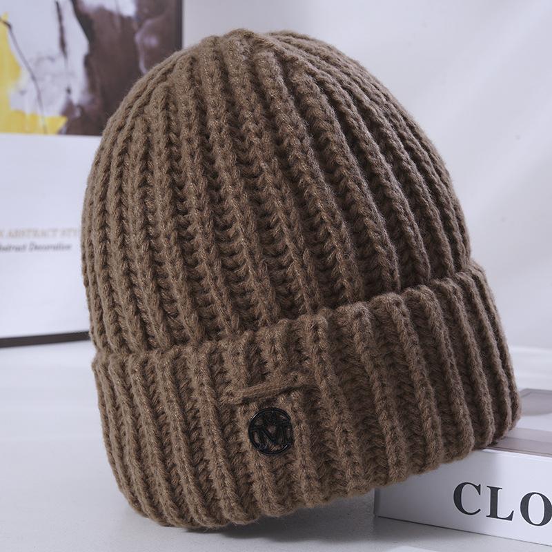 

Женская зимняя теплая вязаная шапка в корейском стиле, модная, универсальная, подчеркивающая лицо, маленькая велосипедная ветрозащитная шерстяная шапка, мужская