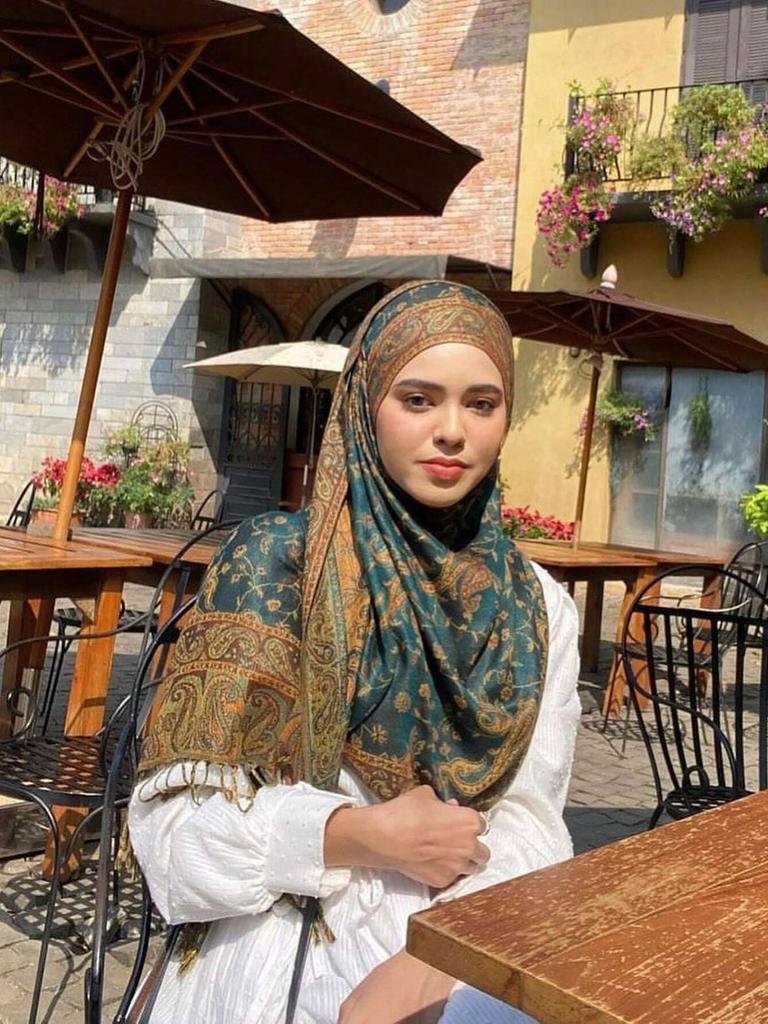 Luxury Tassel Blanket Design Thick Jacquard Pashmina Hijab Winter Warm Shawl Wrap Cashmere Scarf Women Neckerchief Poncho Stoles