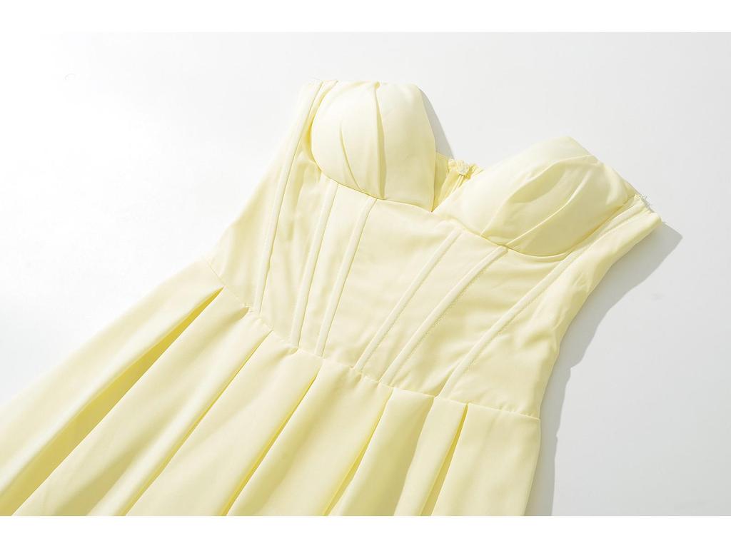 European & American V-neck Backless Dress - 2024 Summer French Hot Girl Style with Fishbone Waist and Pleated Long Skirt