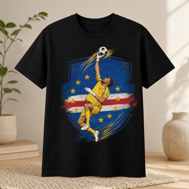 2026 Vozinha Ritratto Bianco e Nero Collage Riempire Lettera Vintage Cotone Lavato Vintage T-shirt Vozinha Capo Verde Cerchio Stella Bandiera Striscione Calcio T-shirt