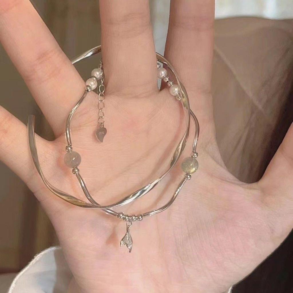 Layered Fishtail Bracelet: Chic Niche Style with a High-End New Chinese Twisted Design for Women