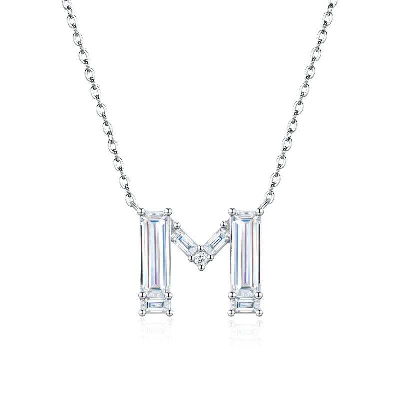 Fashion Luxury Letter Necklace Fade-resistant Moissanite Clavicle Chain Womens Daily Wear