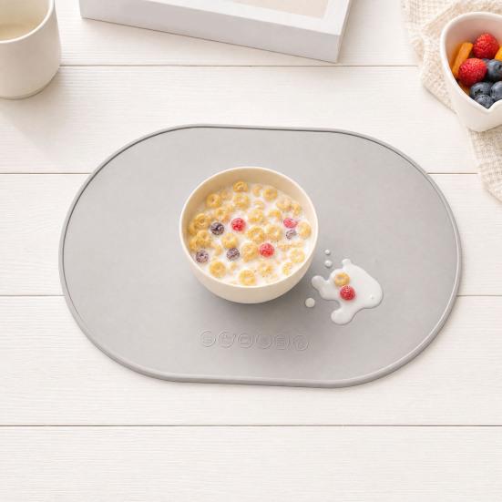 Silicone Placemats with Raised Edges, Non-Slip Reusable Kids Placemats, Waterproof Heat Resistant Dinning Table Mat