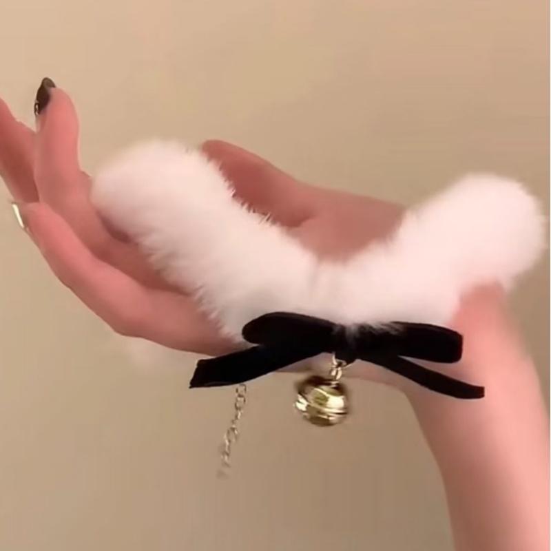 Christmas White Plush Choker Bowknot Bell Charm Fluffy Choker For Girls Women Party Necklace Fashion Jewelry New Year Gifts