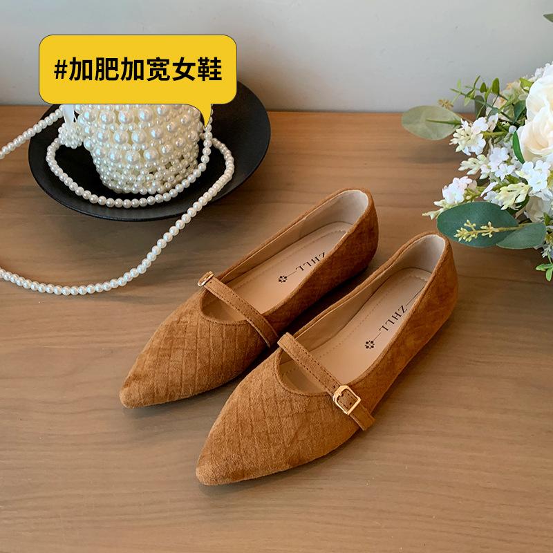 

8 single shoes new fashion shallow single shoes widened large size women s shoes to 45 коричневий