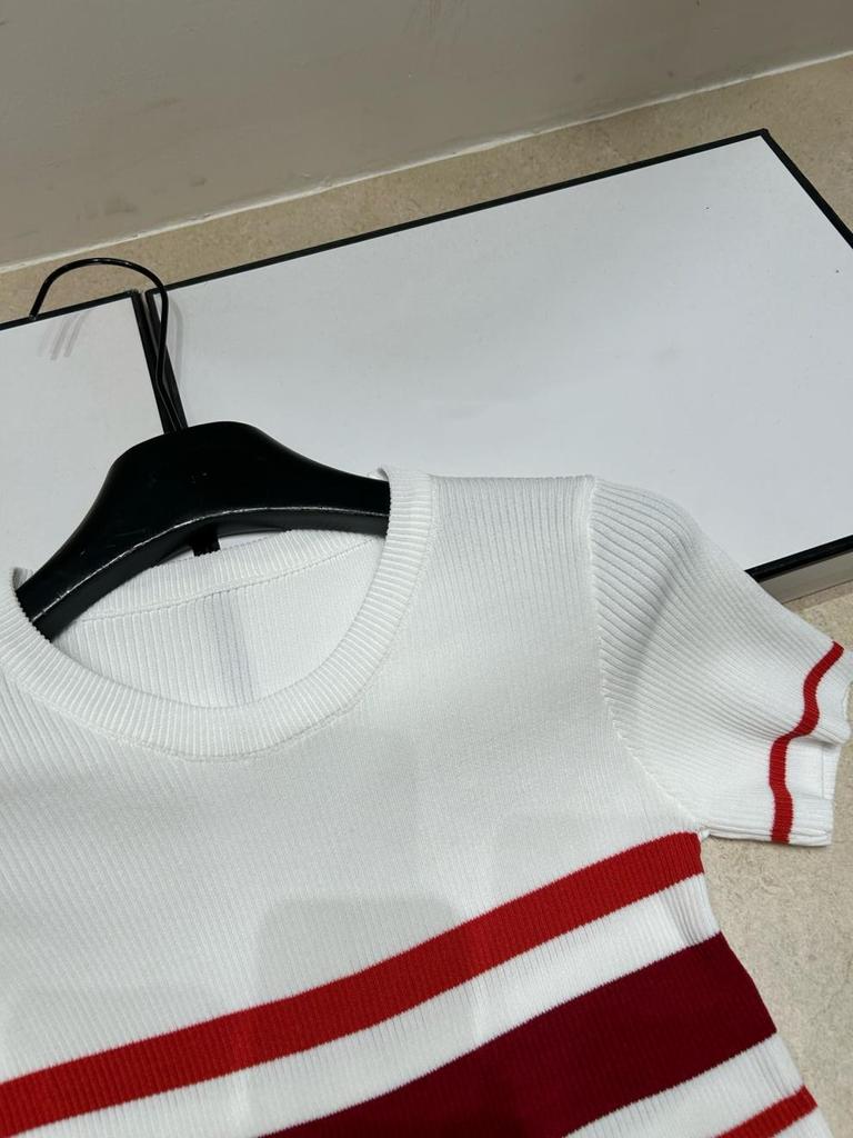 Brand New Embroidered Stripe Color Block Round Neck Knit Short Sleeve Summer Slim Fashion Top