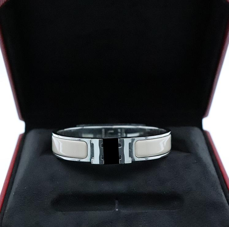 

Емалеві браслети H для чоловіків і жінок Steel 21 #