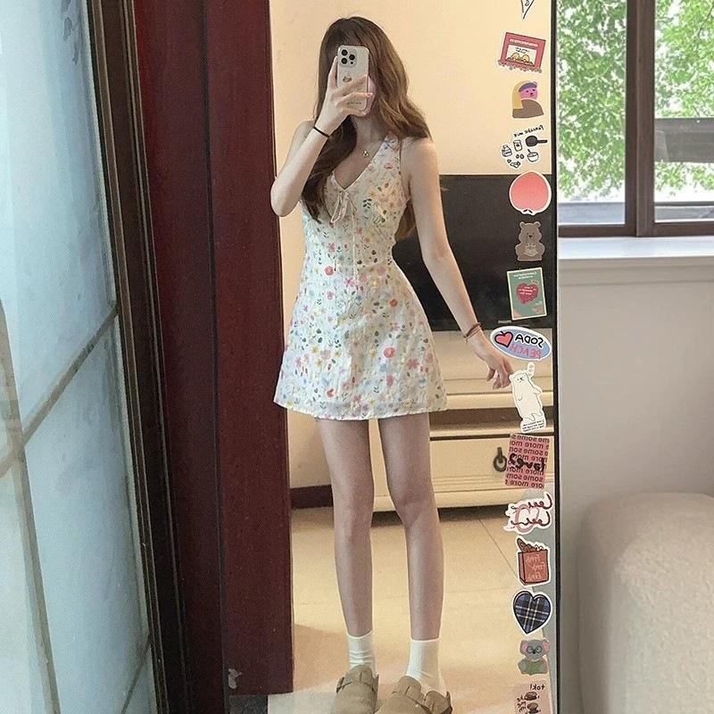 French sweet vacation floral neck sleeveless dress femininity high-end strap short skirt summer new