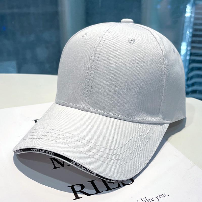 

Модная черная бейсболка с вышивкой 2024 для женщин и мужчин - Кепка с козырьком для защиты от солнца для весенне-летних видов спорта на открытом воздухе One Size белый