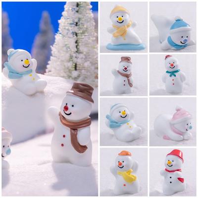 White Cartoon Snow Man Doll Christmas Miniature Snowman Statue Creative Mini Snowman Figurine