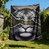 1pc Tiger Face Artwork Outdoor Blanket, Soft And Comfortable Blanket, Casual Warm Outdoor Blanket, Good Birthday Gift Yy251201181