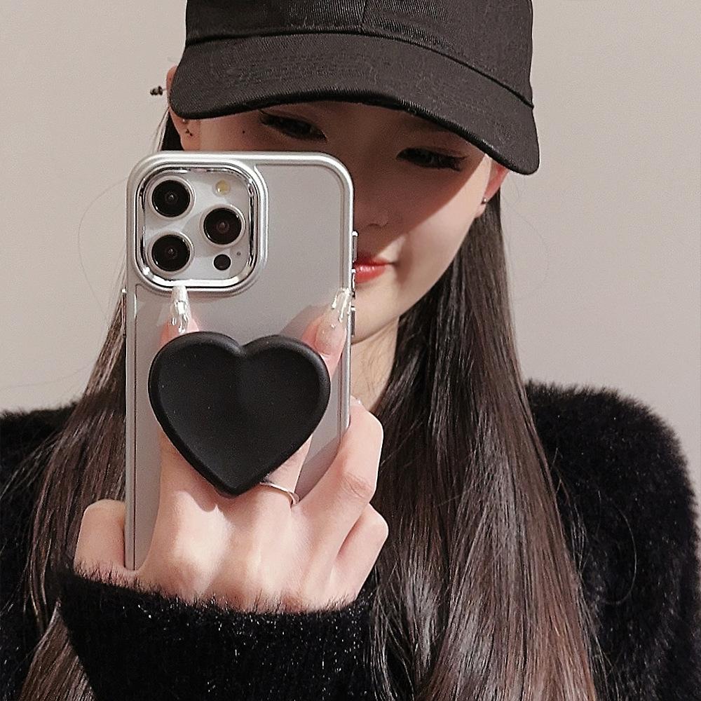 Black heart-shaped stand17promax iPhone Case iphone16Advanced Sense11Applicable12Electroplating15Soft