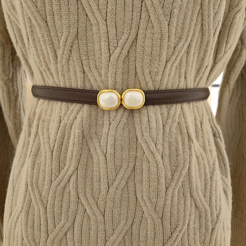 Fashionable Women Leather Belt With Pearl Metal Buckle For Office Gift Weekend