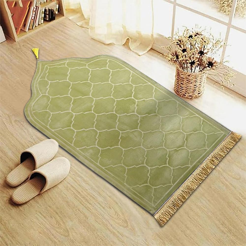Thick Prayer Rug Prayer Mat with Tassels Islamic Turkish Irregular Anti-Slip Praying Rug Carpet Thick Soft Flannel