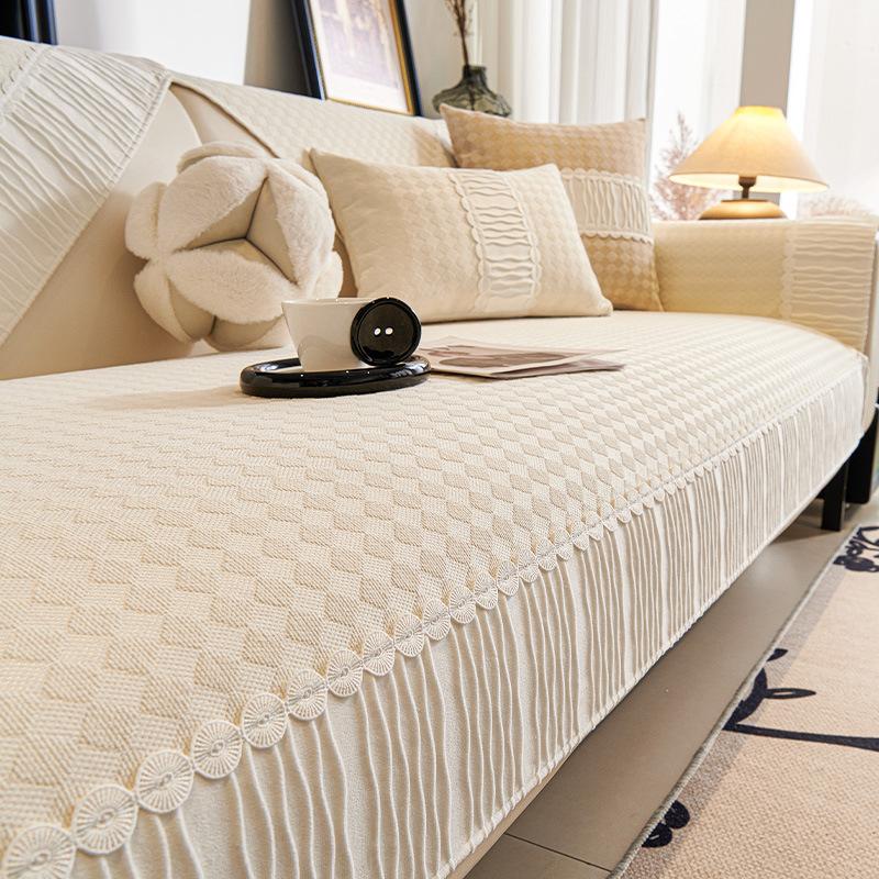 

Французский кремовый диванный подушка универсальная для всех сезонов 2025 новый высококачественный чехол для сиденья нескользящий кожаный чехол для дивана тканевый чехол 70*70cm