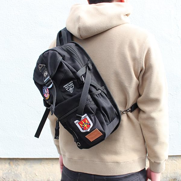 2023 Limited Model EAGLE SERIES TOP GUN Body Bag AVX305J Canvas One Shoulder Bag TOMCAT [Avirex] (Black)