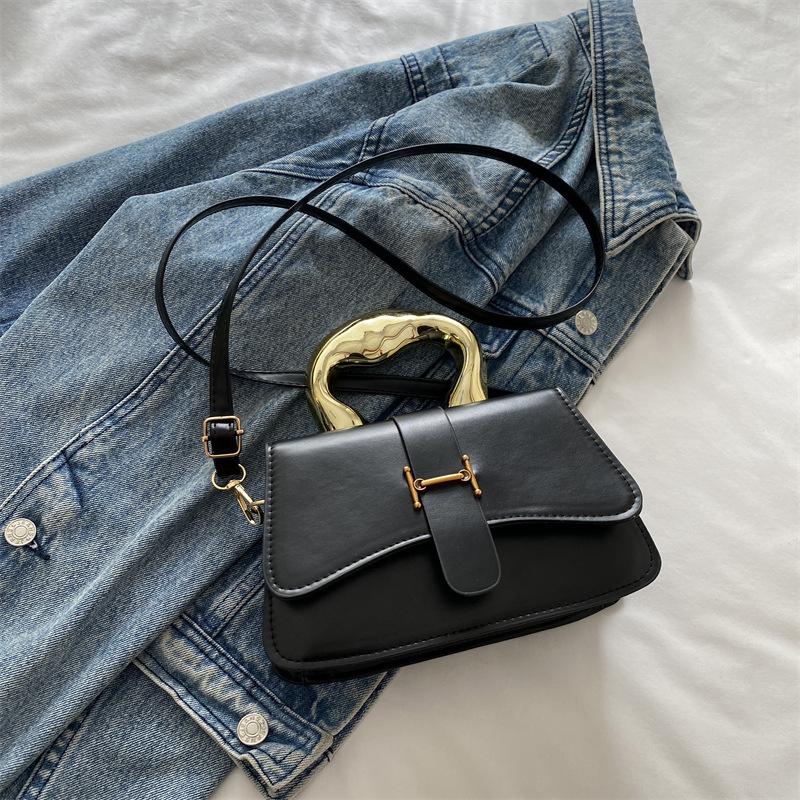 

Сумка-коробка маленькая трендовая квадратная сумка нишевая модная новая сумка через плечо универсальная сумка-мессенджер чёрный