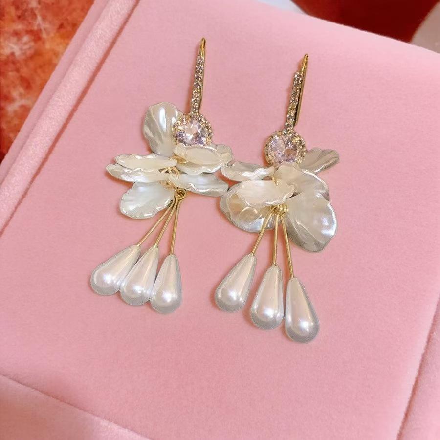 Elegant Pearl Petal Tassel Earrings - Versatile, Unique Design for Women, Perfect for a Stylish, Fashionable Look