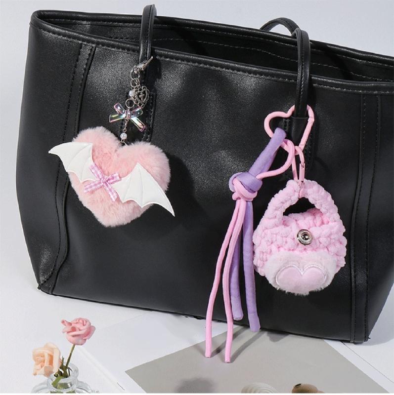 Stylish Lovely Love Heart Phone Case Fashion Keychain Multifunctional Great for Everyday Use and Travel Casual Wear