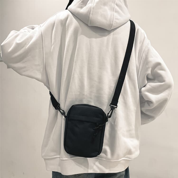 Men's and women's Mori small satchel simple new messenger bag