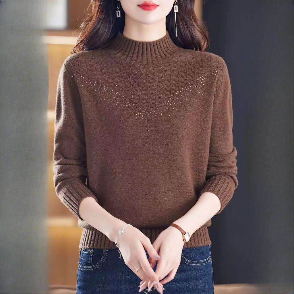 Women's Autumn & Winter Half-High Neck Loose Knit Base Layer Thickened Sweater for Middle-Aged & Elderly Ladies (Plus-Size Friendly)