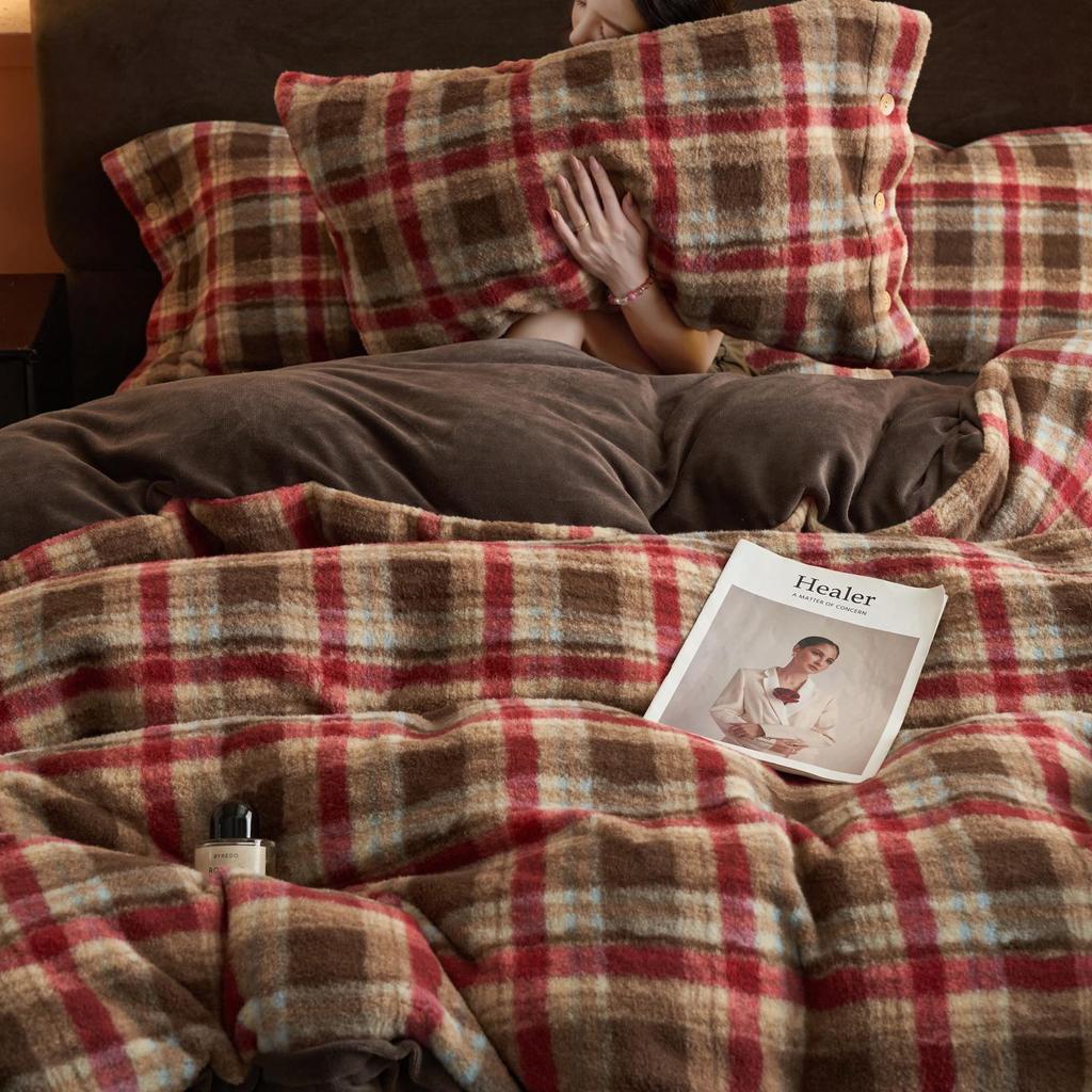 Class A Winter Thickened Milk Velvet 4-Piece Bedding Set: Double-Sided Fleece Duvet Cover, Coral Fleece, Mother and Baby Grade, Warm and Cozy