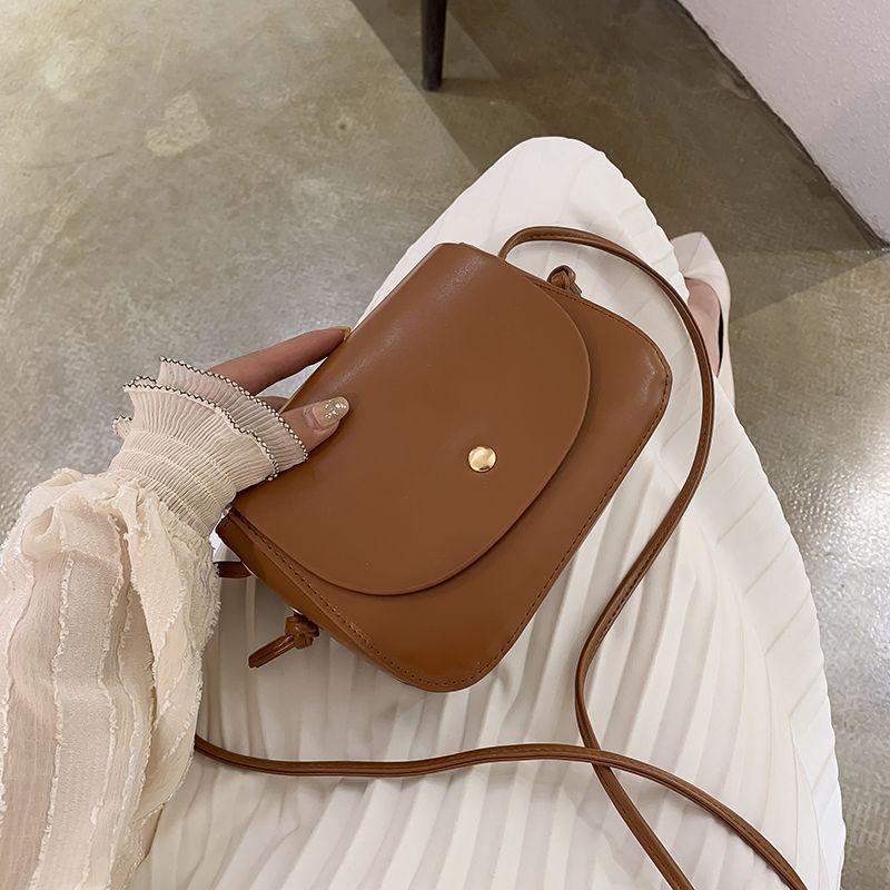 

Stylish Fancy All-Match Minimalist Shoulder Women Bag Light brown
