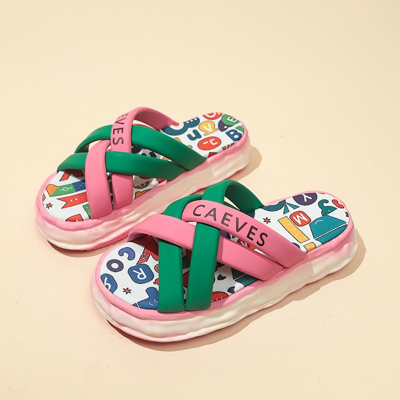 

Крутые шлепанцы на толстой подошве женские летние 2025 новые супер огонь нишевые граффити пляжные сандалии ощущение ходьбы по дерьму 42 розовый