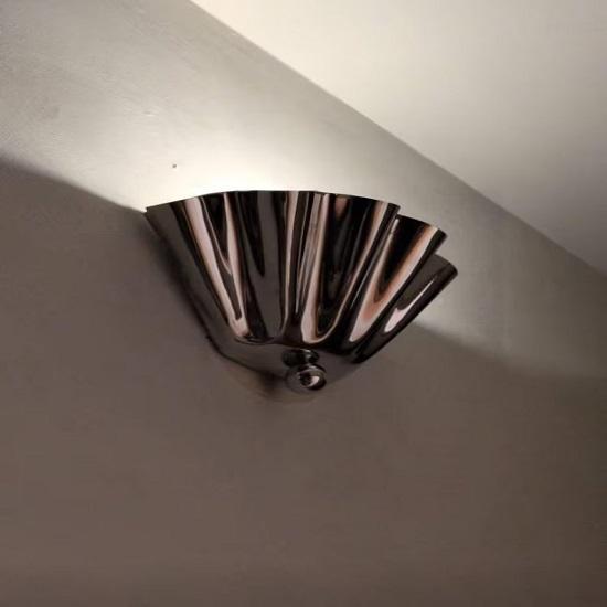 Half Flower Brass Wall Light – Handmade Floral Sconce for Bedroom Decor