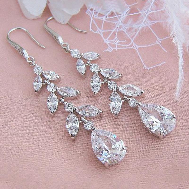 Huitan Aesthetic Bridal Dangle Earrings Bridal Gathering Bridal High End Crystalline Cubic Zirconia Voguish Stylish Women’S Earrings JewelryLuxury