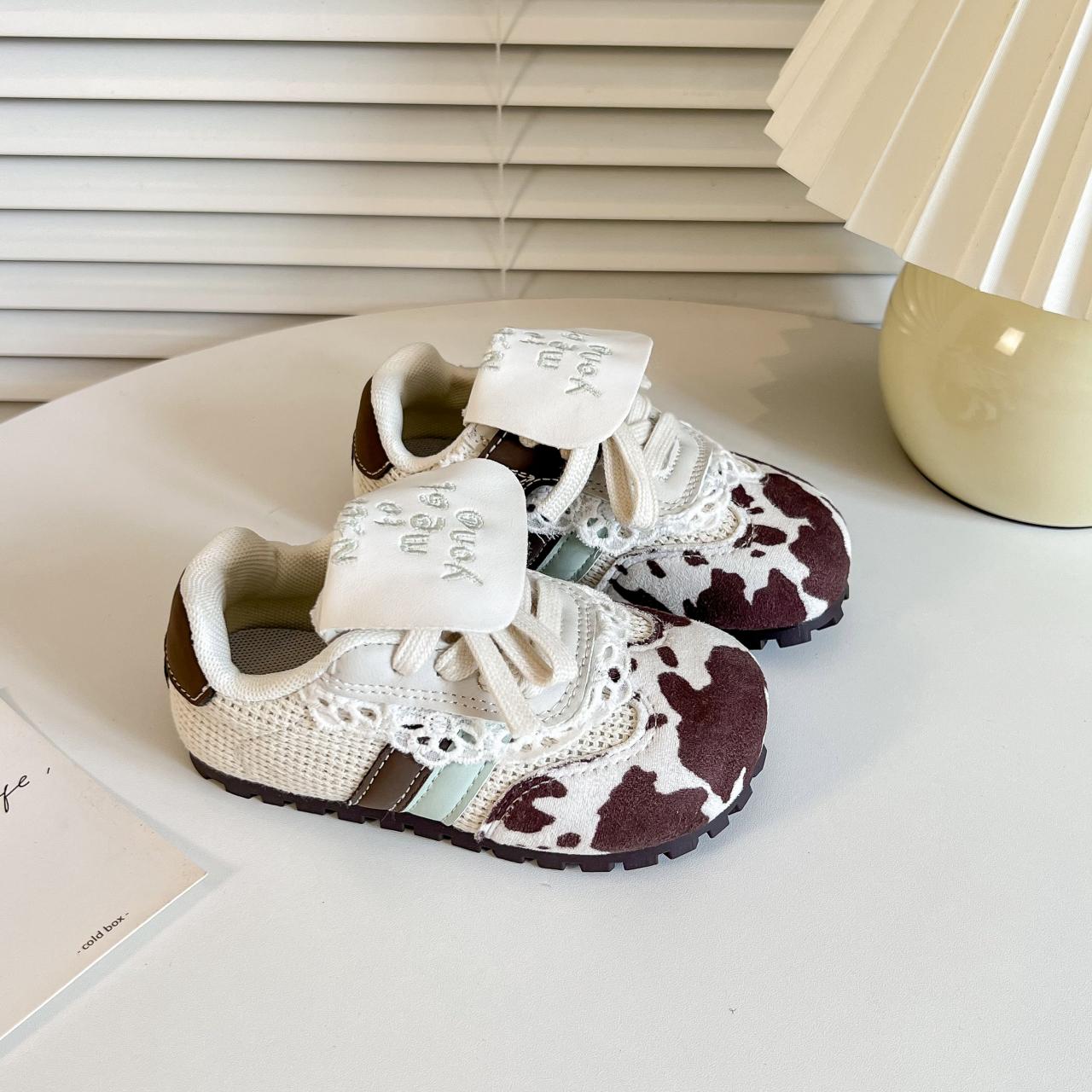 

Kids Casual Shoes Round Toes Candy Color Girls Sports Shoes Non-slip Soft Sole 2025 Spring Autumn Children Flats Mesh Breathable 23 коричневый