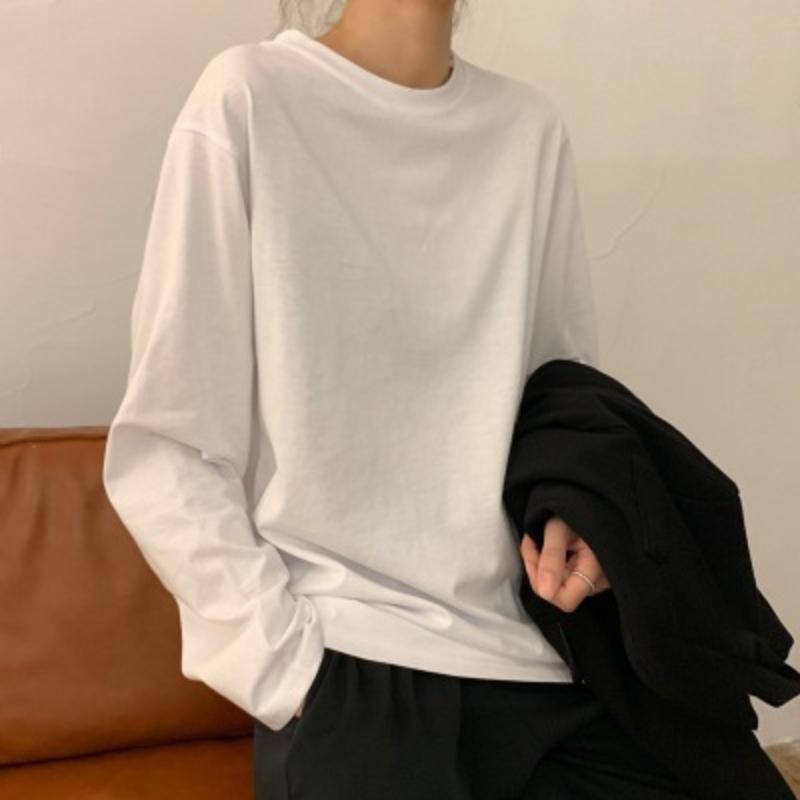 White Base Shirt for Autumn Women's Fashion, Stylish Interior with Solid Color Long Sleeved T-shirt