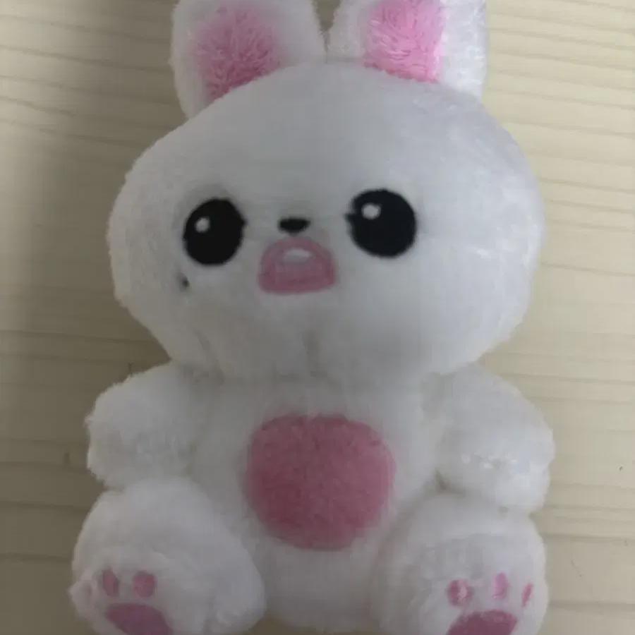 

Я продаю сидячую куклу Ив Вонён из Ive