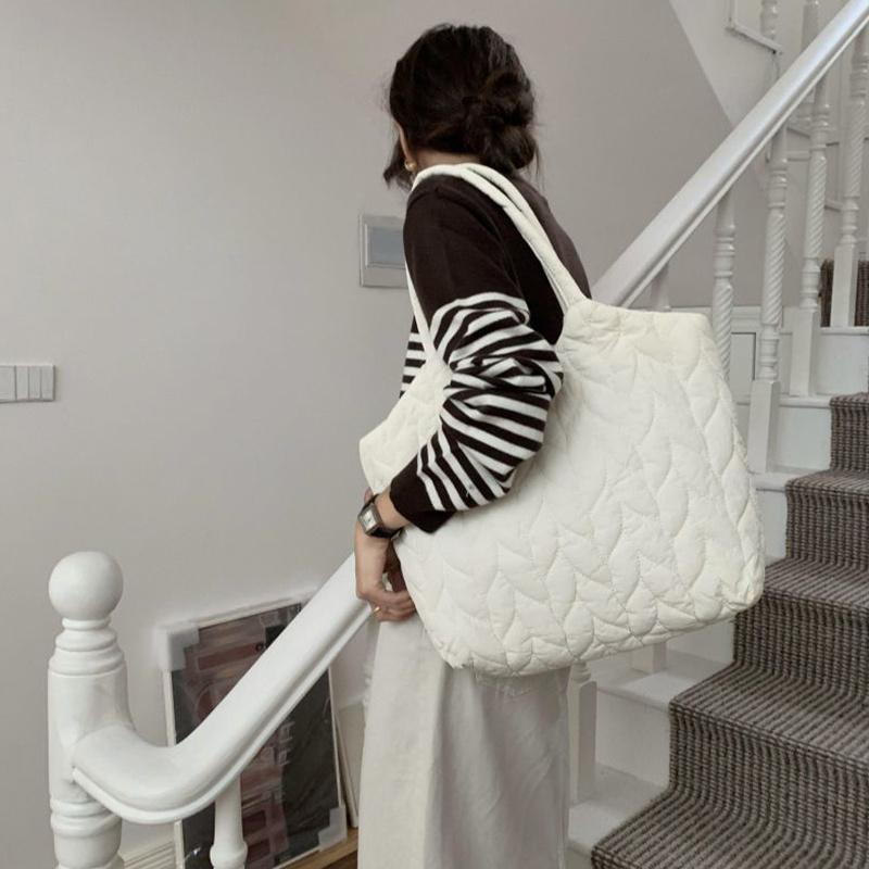 Autumn&Winter Women Puffy Padded Shoulder Bag Large Capacity New Handbag Solid Quilted Tote Bag Embroidered Thread Shopper Bag