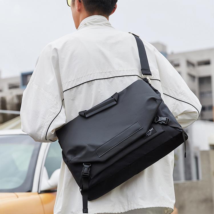 Men's Waterproof Oxford Cloth Crossbody Laptop Bag - Casual Business Shoulder Handbag, Shockproof Design