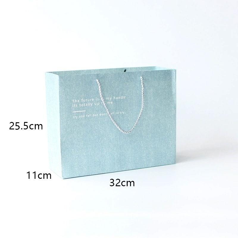 

Бытовая мода однотонная перерабатываемая портативная бумажная сумка-тоут Подарочная сумка Сумки для покупок 3 размера 4 цвета Аксессуары Подарочные сумки S 19.5x8.5x14.5cm синий