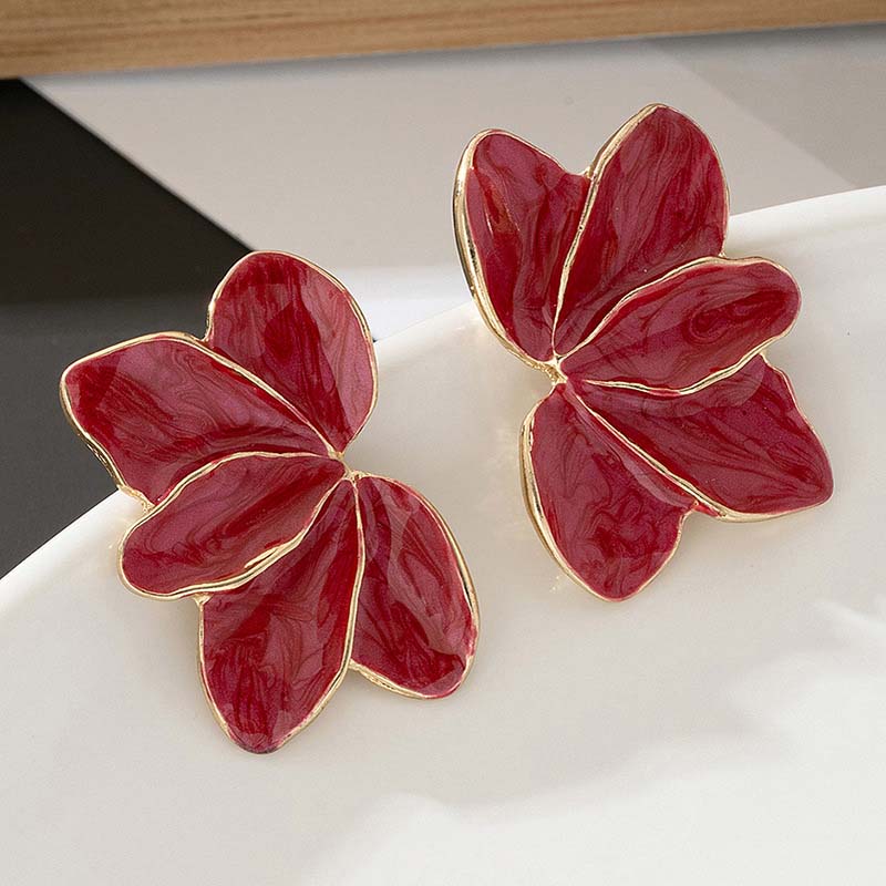 Vintage Red Enamel Petal Post Stud Earrings For Women Fashion Metal Flower Temperament Earrings Jewelry Daily Holiday Gifts красный