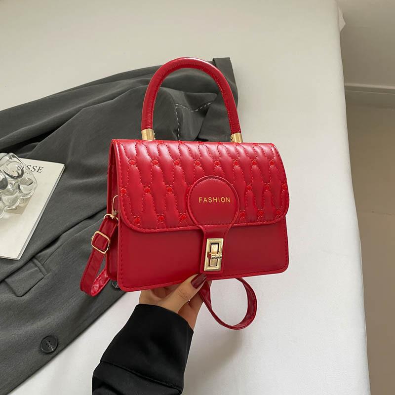 Practical Temperament Portable Small Square Bag 2025 New High Value Shoulder Bag High Value Casual Messenger Women's Bag