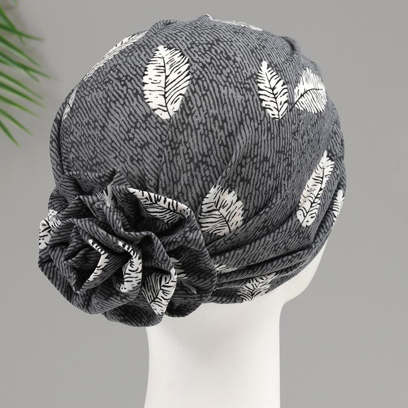 Adult Hat Women's Autumn and Winter Versatile Pullover Hat Multicolor Indian Hat Baotou Hat Women