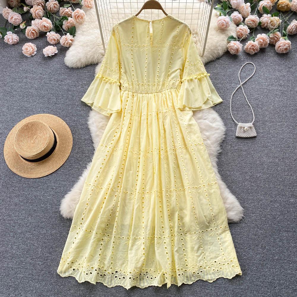 RUGOD French Retro Ethnic Embroidered Round Neck Flared Sleeve Dress Women's Loose Temperament All-match A-line Long Dress
