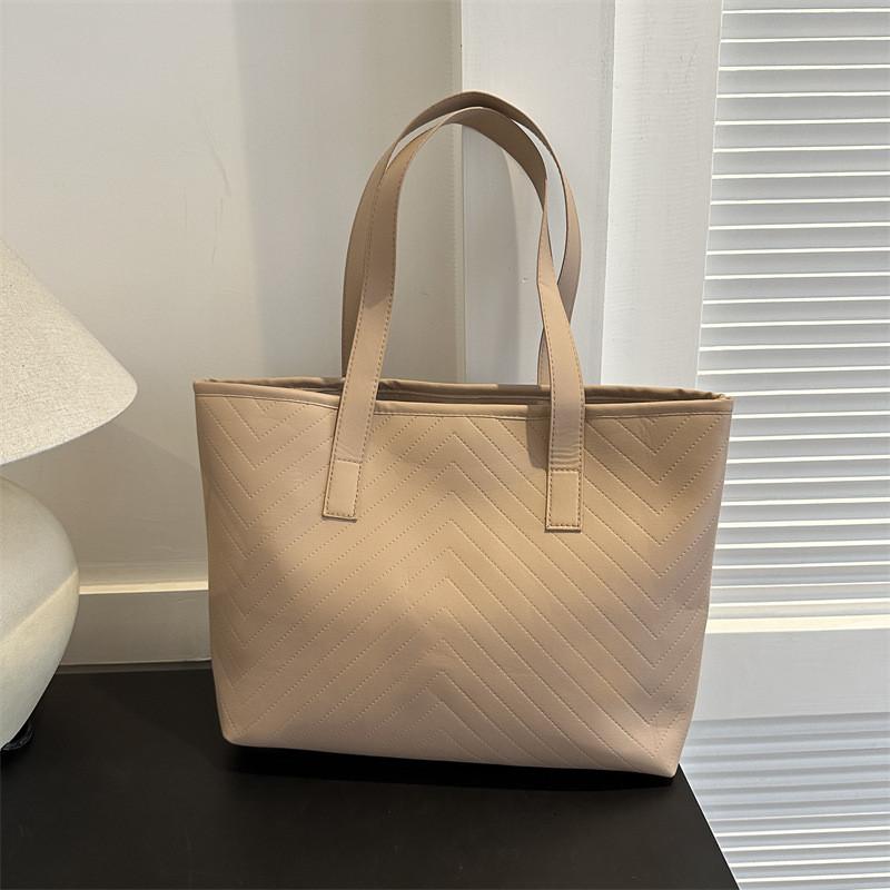 Trendy Simple Design Pu Tote Bag For Women Spacious Everyday Shoulder Bag