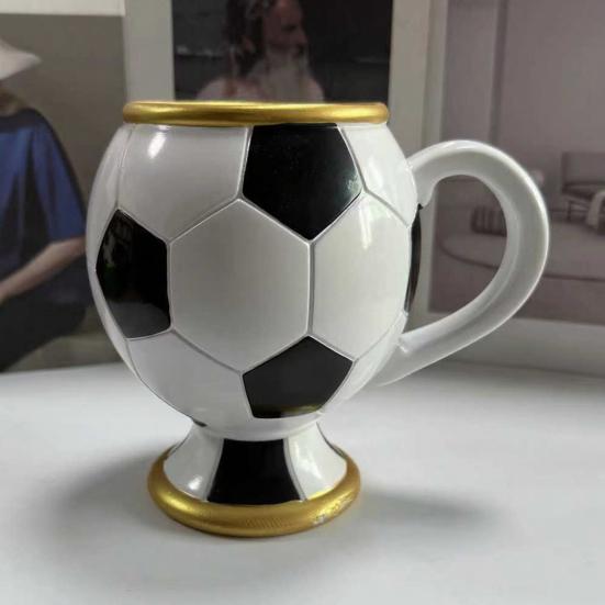 Soccer Ball Mug, Resin Coffee Beer Cup for Football Fans, Large Capacity Heat Resistant Fan Collectible Mug, Party Gift