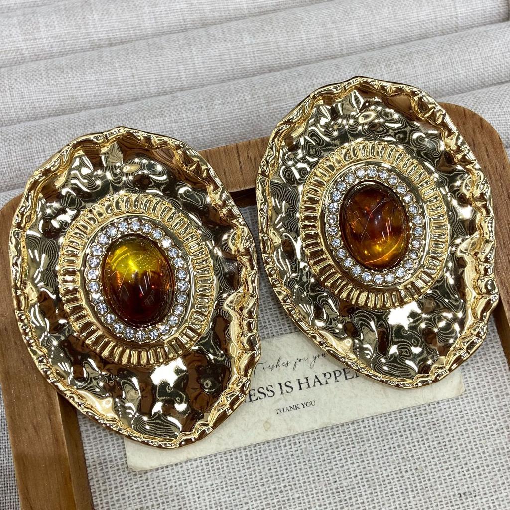 Fashion Diamond-Encrusted Resin Oval Stud Earrings Retro Court Style Temperament Earrings Light Luxury High-End Ears