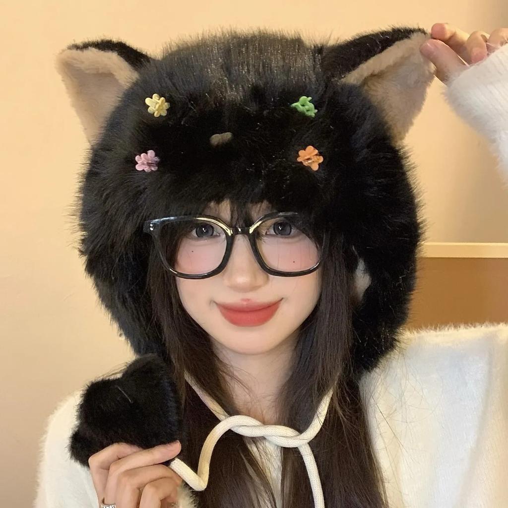 New Sweet and Cute Hat, Fleece and Thicker Autumn and Winter Women's Face, Small Ear Protectors, Outdoor Riding Bag Head Hat