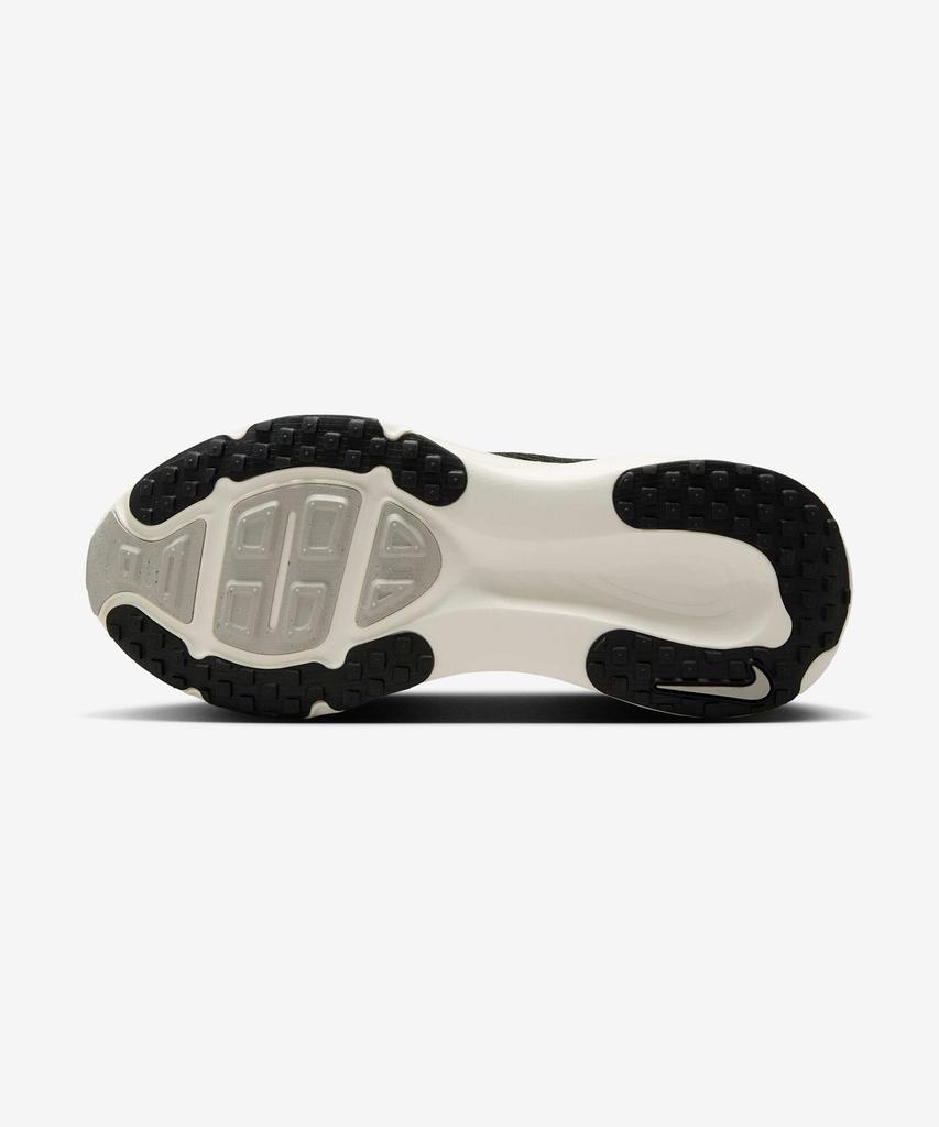 Nike Vomero 18 W - Black:Coconut Milk:Light Iron Ore:Summit White / Hm6804-005