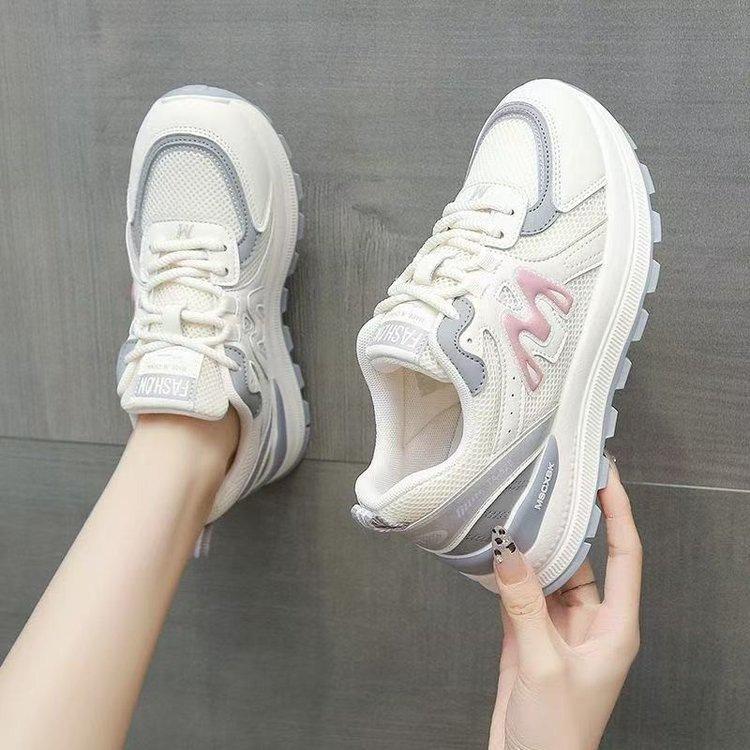 

Сетчатые дышащие кроссовки для папы женские лето 2025 новые универсальные на толстой подошве анти-белые туфли на мягкой подошве легкие спортивные туфли 41 серый