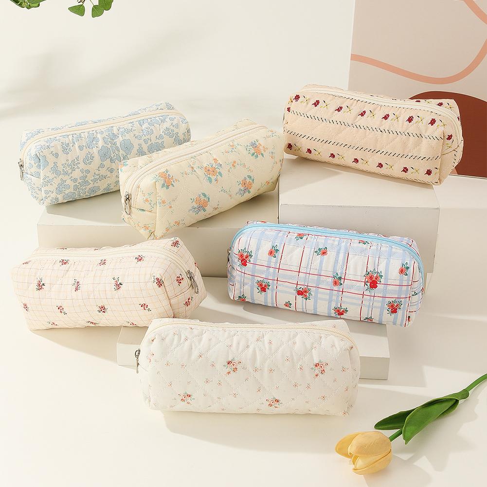 3Pcs Storage Organizer Printed Puffy Quilted Makeup Bag Flower Printed Cosmetic Pouch Large Travel Cosmetic Bag Makeup Accessory